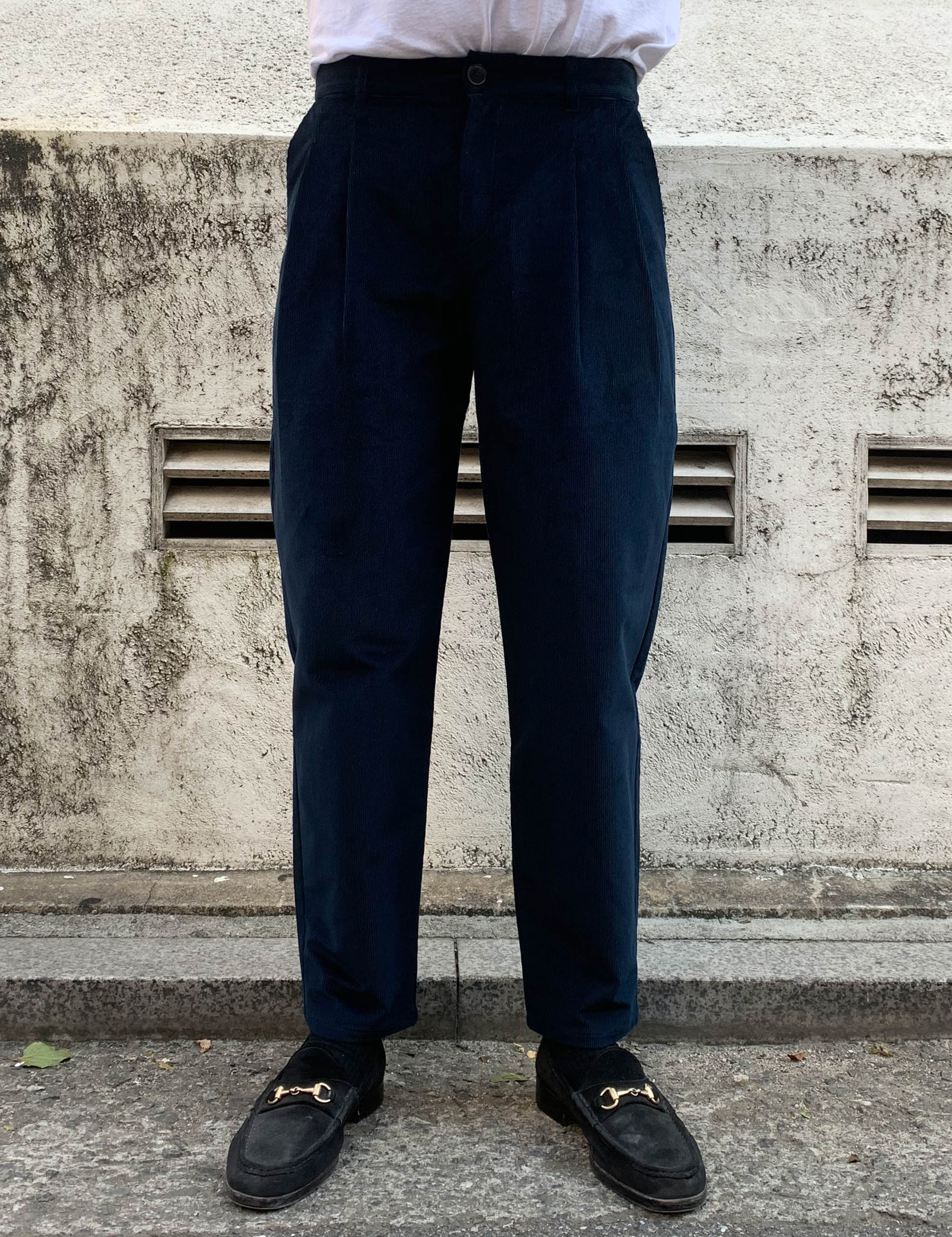 PLEATED WIDE TROUSERS_NAVY CORD